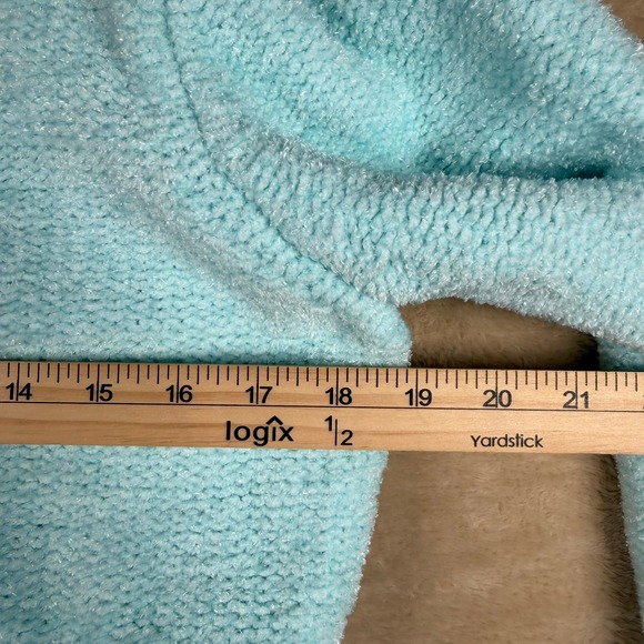 Urban Outfitters Maura Cropped Cardigan Sweater Knit Soft Chenille Baby Blue Lg - Picture 6 of 8